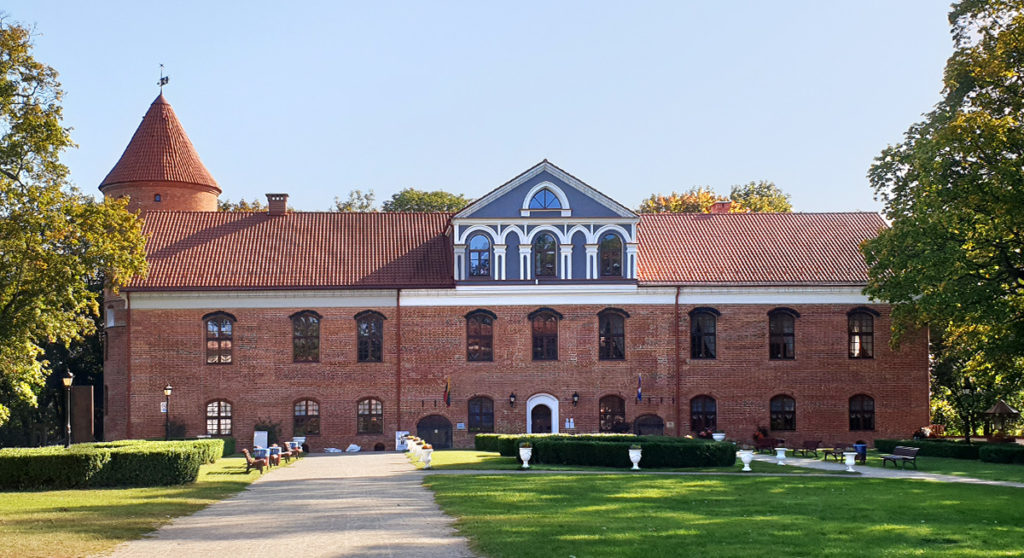 Schloss Raudondvaris - Burgenstrasse bei Kaunas in Litauen