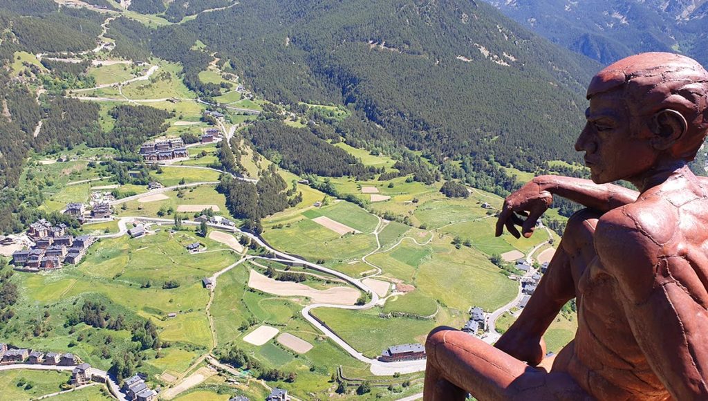 The Ponderer auf dem Mirador Roc Del Quer