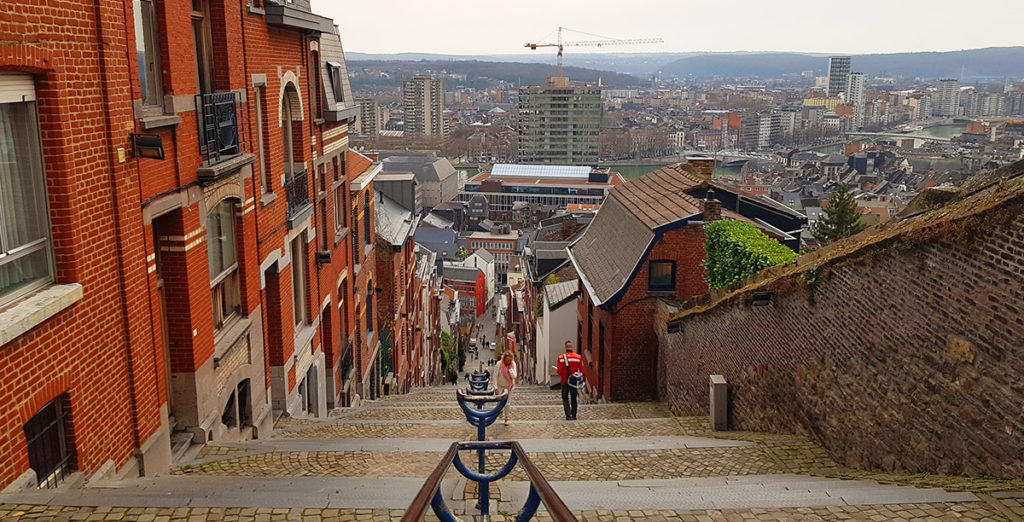 Belgien Lüttich Liege Montagne de Bueren Sehenswürdigkeiten Reisetipps