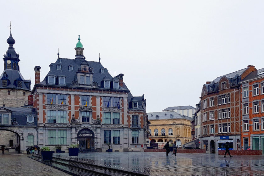 Belgien Wallonie Namur Sehenswürdigkeiten Place d'Armes