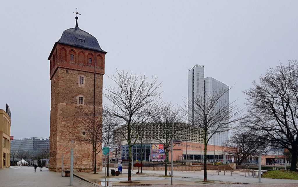 Deutschland Reisetipps Sehenswürdigkeiten Chemnitz Roter Turm
