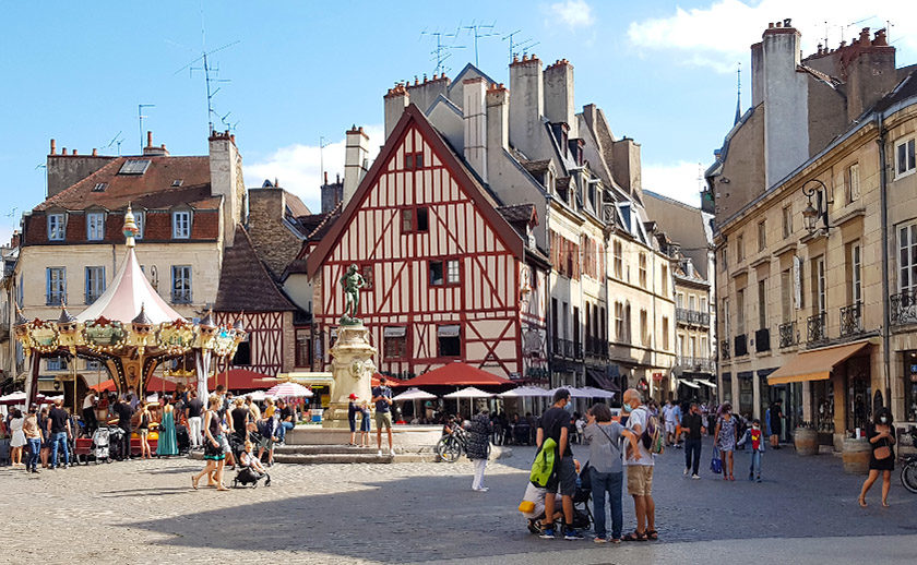 Der Place François-Rude in Dijon