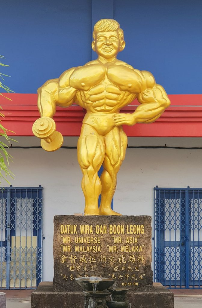Malaysia Malakka Sehenswürdigkeiten Datuk Wira Gan Boon Leong Staue