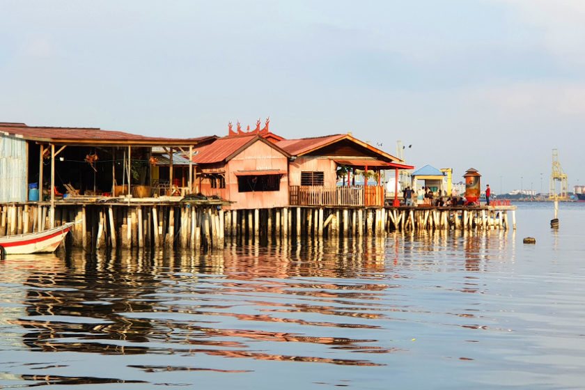 Malaysia George Town Penang Sehenswuerdigkeiten Stadtrundgang Jetties