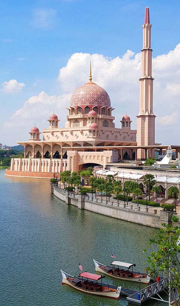 Malaysia Putrajaya Sehenswürdigkeiten Putra Moschee