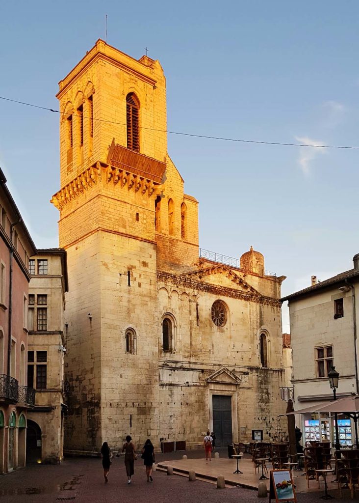 kathedrale von Nimes
