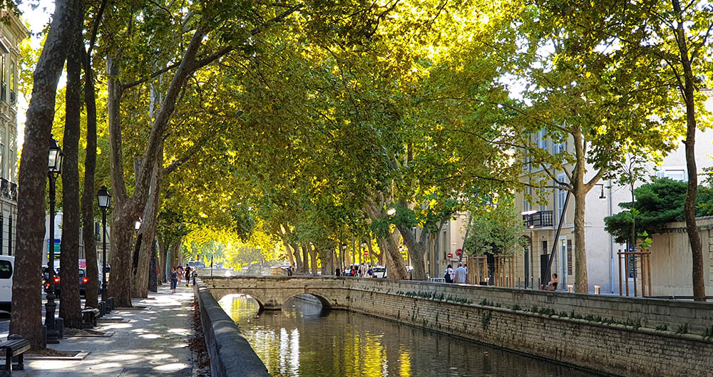 Quai de la Fontaine in Nimes