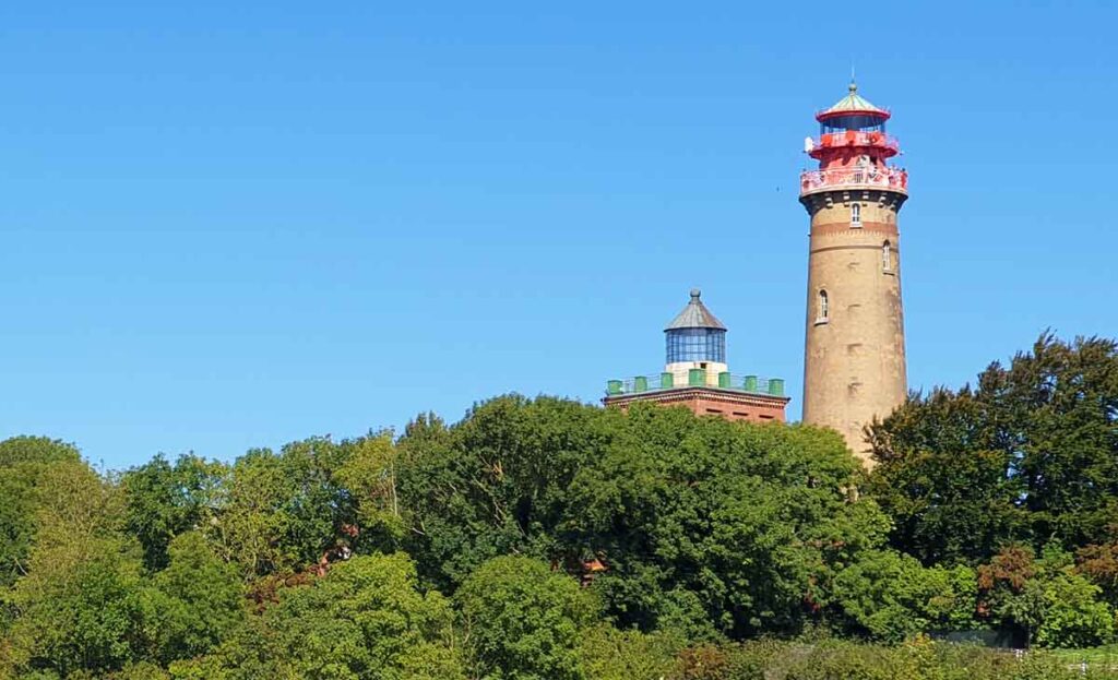 Leuchtturm und Schinkelturm am Kap Arkona auf Rügen