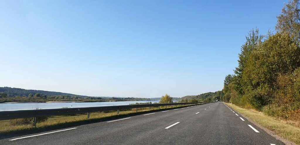 Entlang der Burgenstrasse in Litauen - immer parallel zur Memel
