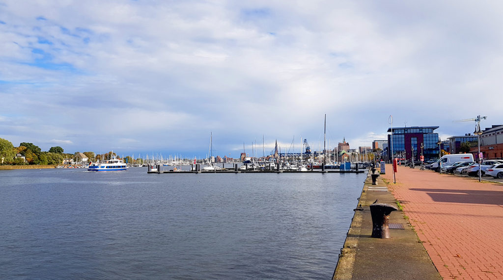 Rostock Stadtrundgang - Sehenswürdigkeiten - Stadthafen