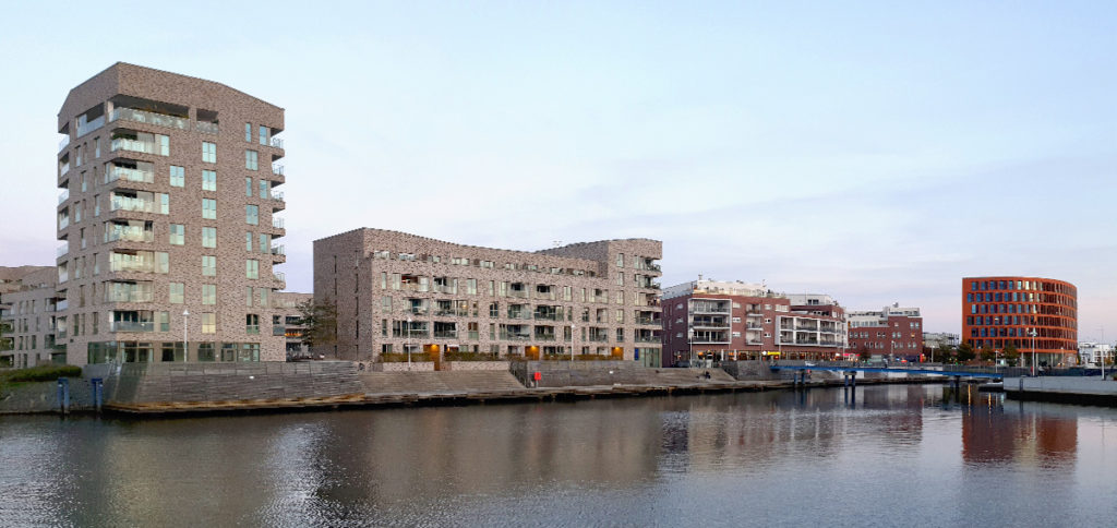 Rostock Stadtrundgang -Neubauten Holzhalbinsel