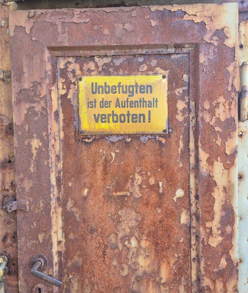 Ferropolis Detail einer Tür