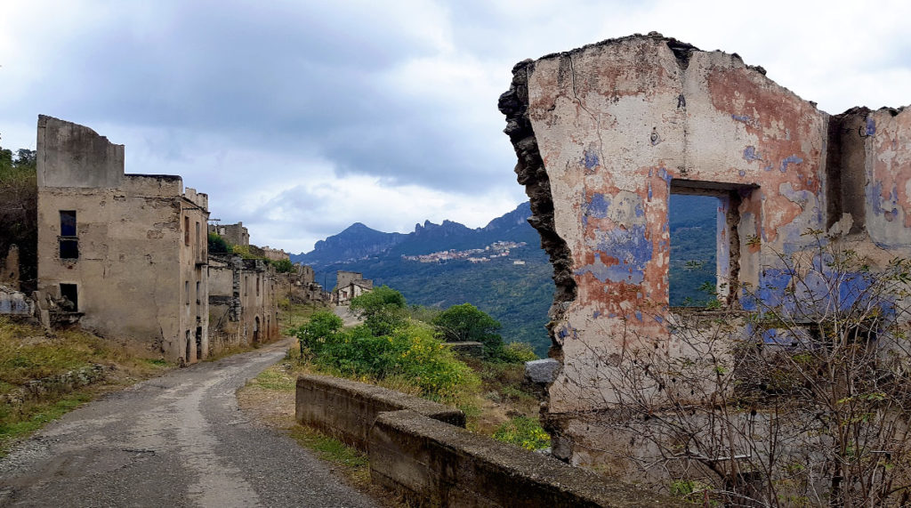 Sardinien Rundreise Roadtrip Reisetipps Sehenswürdigkeiten Gairo Vecchio