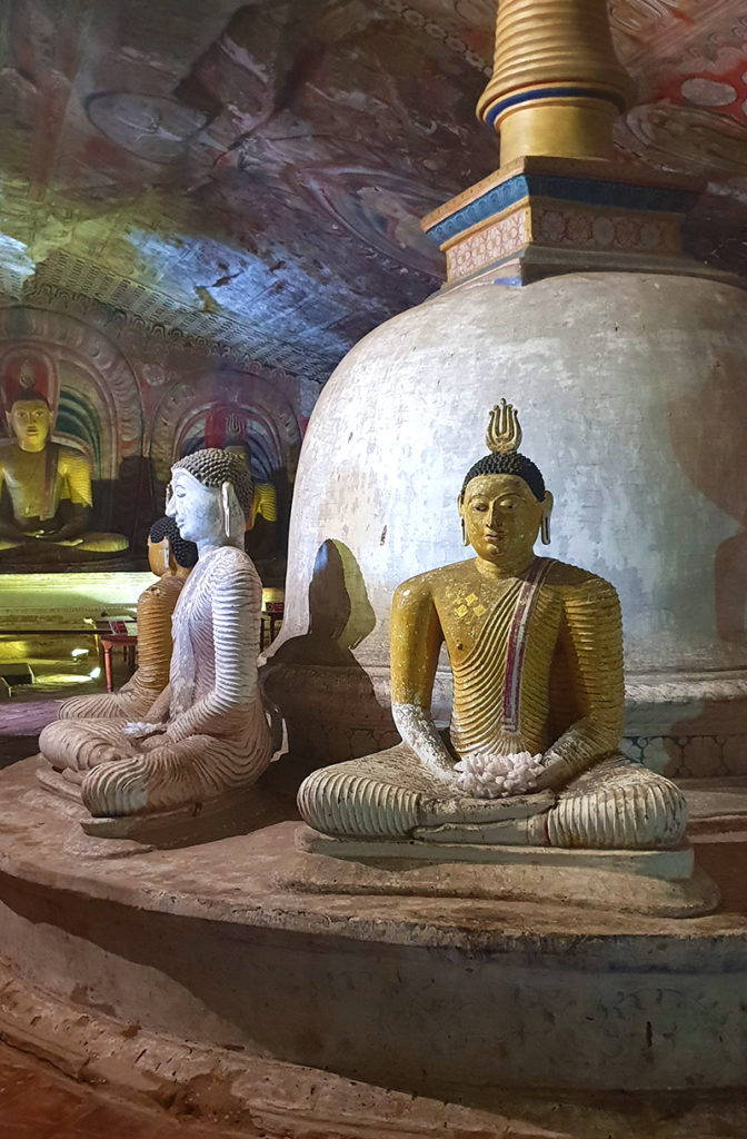 Sri Lanka Dambulla Höhlentempel Buddha