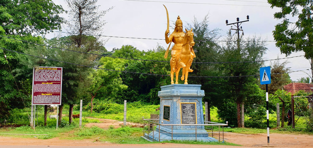 Sri Lanka Jaffna Sangiliyan Statue