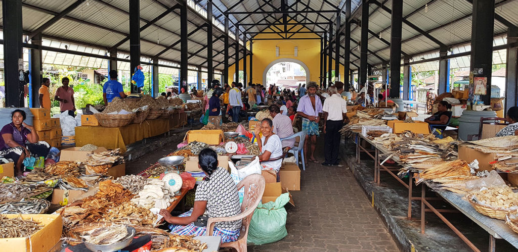 Sri Lanka Negombo Fischmarkt Halle